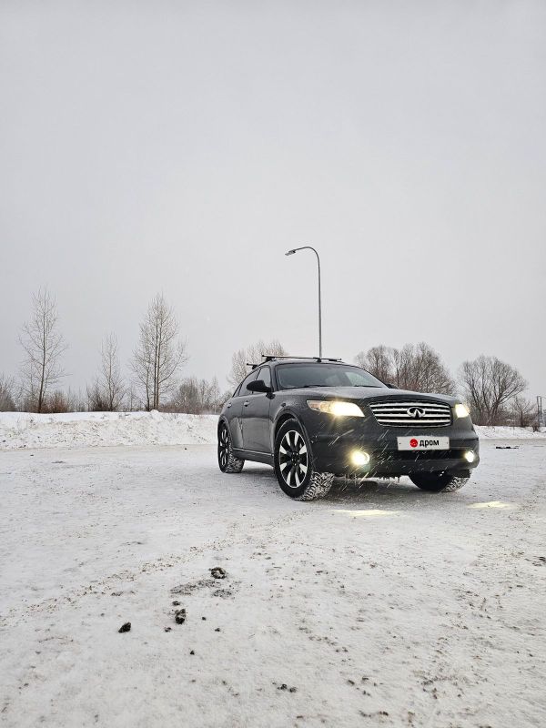 SUV   Infiniti FX45 2003 , 850000 , 