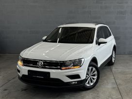 SUV   Volkswagen Tiguan 2018 , 2250000 , 