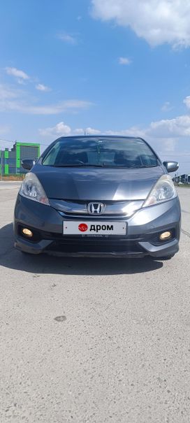 Honda Fit Shuttle 2014 , 1100000 , 