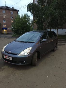    Toyota Wish 2003 , 690000 , 