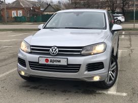SUV   Volkswagen Touareg 2011 , 1700000 , 