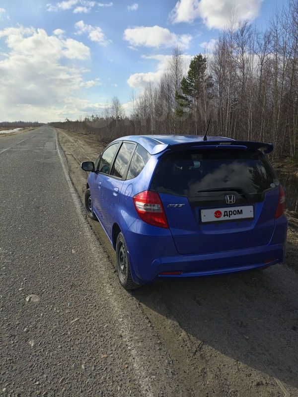  Honda Fit 2011 , 1100000 , 