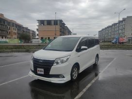    Toyota Noah 2015 , 1935000 , 