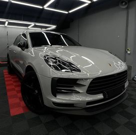  Macan, 2020