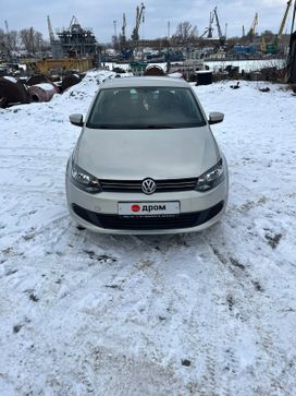  Volkswagen Polo 2011 , 850000 , 