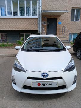  Toyota Aqua 2013 , 820000 , 