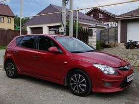  Hyundai i30 2010 , 600000 , 