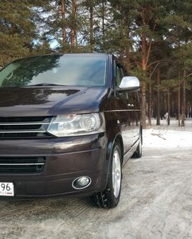    Volkswagen Multivan 2011 , 2300000 , 