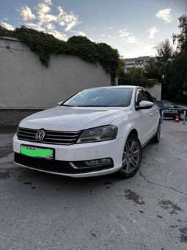  Volkswagen Passat 2012 , 975000 , 