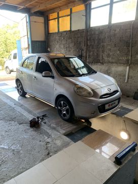  Nissan March 2011 , 570000 , 