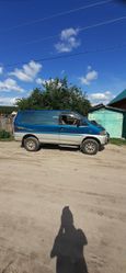 Минивэн или однообъемник Mitsubishi Delica 1997 года, 700000 рублей, 