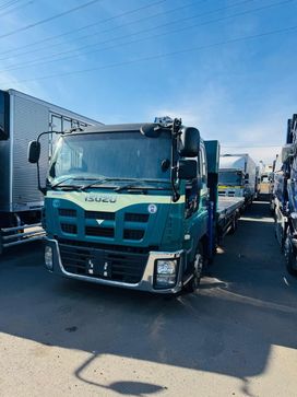  Isuzu Giga 2013 , 16555000 , 