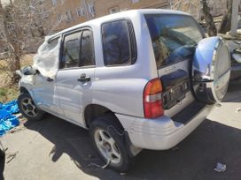 SUV   Suzuki Escudo 1999 , 250000 , --