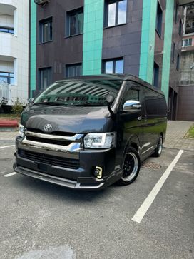    Toyota Hiace 2015 , 5200000 , 