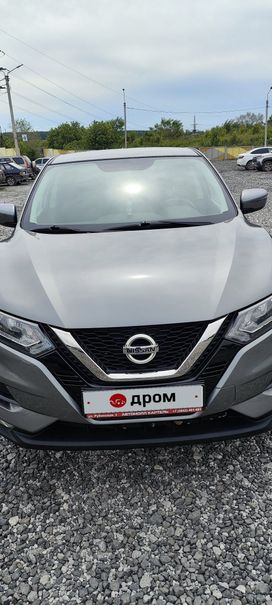 SUV   Nissan Qashqai 2020 , 1800000 , -