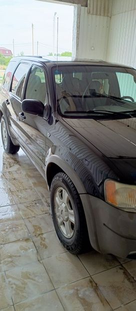 SUV   Ford Escape 2001 , 605000 , 