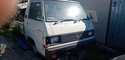   Mitsubishi Delica 1988 , 120000 , 