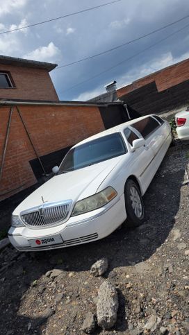  Lincoln Town Car 2004 , 500000 , 