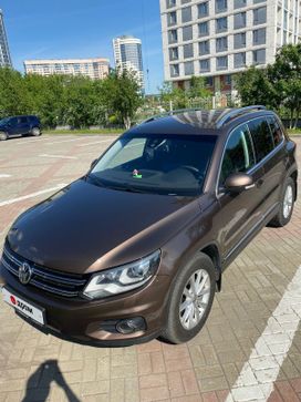 SUV   Volkswagen Tiguan 2014 , 2550000 ,  