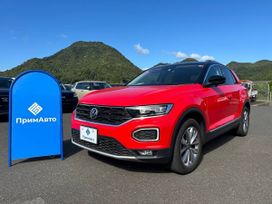 SUV   Volkswagen T-Roc 2021 , 1870000 , 