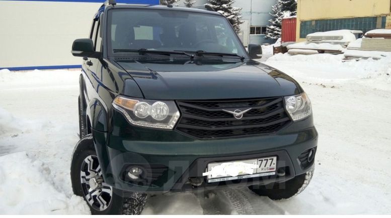 SUV     2015 , 899000 , 