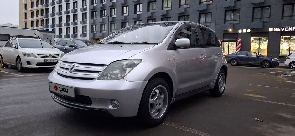  Toyota ist 2002 , 545000 , 