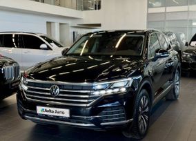 SUV   Volkswagen Touareg 2021 , 5399000 ,  