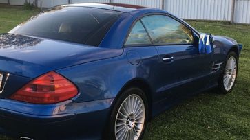   Mercedes-Benz SL-Class 2004 , 4200000 , 