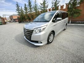    Toyota Noah 2015 , 1990000 , 