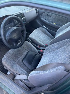  Nissan Almera 1998 , 180000 , 