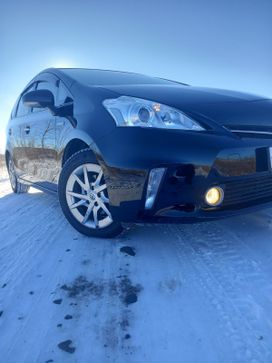    Toyota Prius Alpha 2014 , 1600000 , 