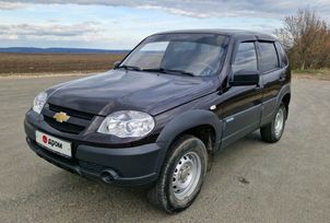 SUV   Chevrolet Niva 2012 , 620000 , 