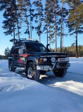 SUV   Nissan Safari 1990 , 1250000 , -