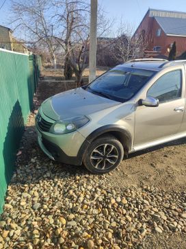  Renault Sandero Stepway 2014 , 850000 , -