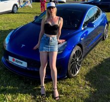  Tesla Model 3 2020 , 2500000 , 