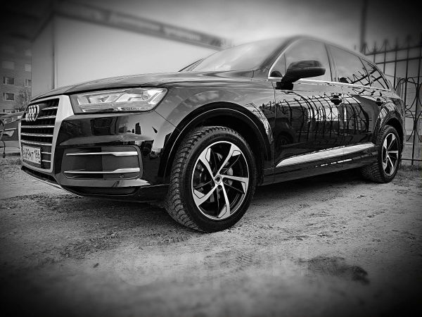 SUV   Audi Q7 2017 , 3750000 , 