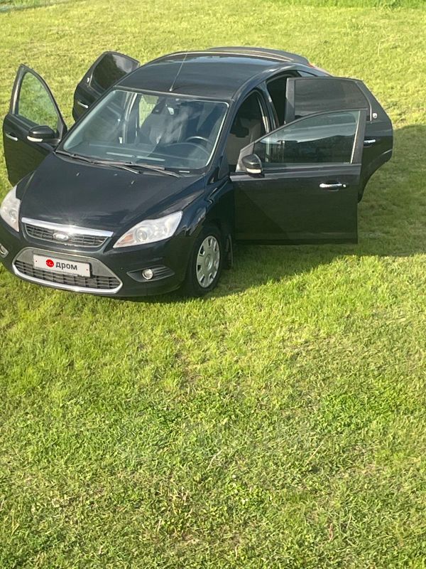  Ford Focus 2008 , 700000 , -