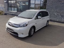    Toyota Isis 2013 , 1550000 , 