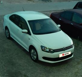  Volkswagen Polo 2013 , 800000 , 