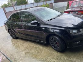  Volkswagen Polo 2013 , 750000 , 