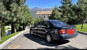  BMW 5-Series 2001 , 1550000 , --