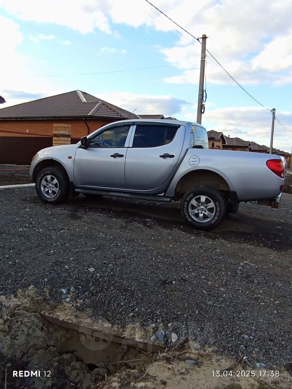  Mitsubishi L200 2008 , 1000000 , 