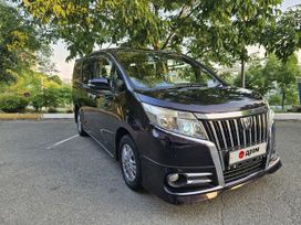    Toyota Esquire 2014 , 2000000 , 