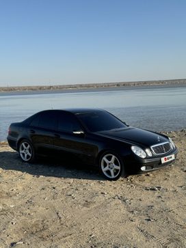  Mercedes-Benz E-Class 2003 , 1000000 , 