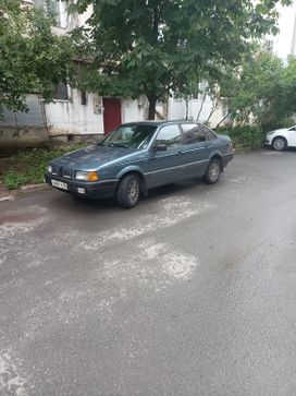  Volkswagen Passat 1990 , 180000 , 