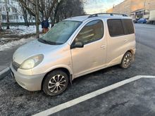  Yaris Verso, 2002