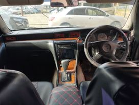  Nissan Laurel 1989 , 300000 , 