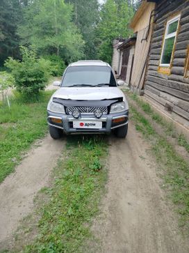 SUV   Toyota RAV4 1995 , 625000 , 