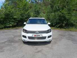 SUV   Volkswagen Touareg 2013 , 2750000 , 