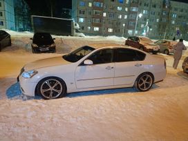  Nissan Fuga 2005 , 650000 , 